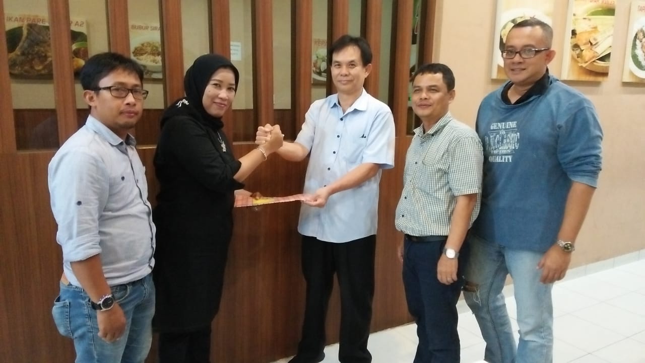 Lie Ho Pheng dan Sri Wahyuni Nukman Serah Terima Kepengurusan Forda UKM Sumut